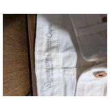 Modern Cap Signature Model White Jeans