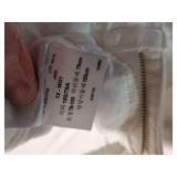 Modern Cap Signature Model White Jeans