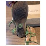 Born Leather Sandals Set - White and Green