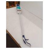 MOXIE Single Nozzle 42-fl oz Spray Mop