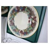 Lenox Holiday Wreath Plates Collection Lenox Holiday Wreath Plates Collection