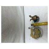 Easter Bunny and Ceramic Decorative Lamp Easter Bunny and Ceramic Decorative Lamp