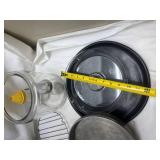 Collection of Kitchen Items Collection of Kitchen Items