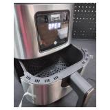 bella PRO - 4.2-qt. Touchscreen Air Fryer - Stainless Steel Powers on