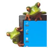KEYUM 2 PCS Resin Frogs Decor, Adorable Funny Frog Figurine 3D Creative Craft Animal Figure Gift, Office Desk Monitor Computer Decoration