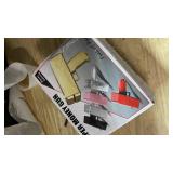 Sopu Make it Rain Money Gun Paper Playing Spary Money Toy Gun, Prop Money Gun Cash Gun Toy Party Supplies (Metallic Gold)