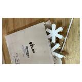 Soaoo 3 Pcs Winter Snowflake Decorations Wooden Snowflakes Table Centerpieces Tall Standing White Winter Snow Wonderland Wood Block Sign for Tabletop Shelf Mantel Home Tiered Tray Decor(Fresh)