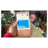 Room Essentials 2 Pack Heathered Rust Blush Accent Pillow Zippered Covers