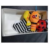 Infinno Baby Wrist Rattle Socks and Foot Finder Set, Perfect Baby Toys for 0-12 Months Newborn Boys and Girls As Shower Gifts, Garden Bug Series