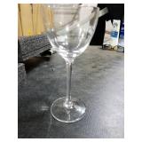 GIHOP Nick and Nora Cocktail Glasses, 5.8Oz Hand Blown Martini Glasses Set of 6, 100% Lead-Free Craystal Coupe Glassware, Small Cocktail Glasses for Manhattan, Cosmopolitan, Espresso with Gift Box