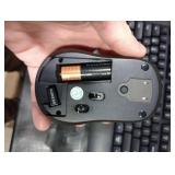 seenda Wireless Bluetooth Keyboard and Mouse Combo, COE200 Ergonomic Wireless Keyboard Mouse with Wrist Rest, Multi-Device Connection, Full-Size, Compatible for Computer/Laptop/Mac/MacBook, Black