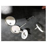 Quick Release Top Hinge Fixings 2pcs Toilet Seat Hinge Fixings Universal Toilet Seat Top Fixing Part Toilet Top Fix Nuts Replacement with 50mm Base