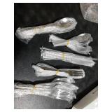 KINGSTONE 40 Piece Hammered Silverware Set, 18/10 Stainless Steel Flatware Set for 8, Cutlery Set for Home, Party, Wedding, Mirror Polished Dishwasher Safe