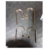 Christmas Stocking Holder,4 Pack Stocking Holders for Mantle,Non-Slip Stocking Holders for Christmas Decorations,Lightweight Stocking Hangers for Mantel Fireplace with Adjustable Design,Gold