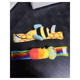 Infinno Baby Wrist Rattle Socks and Foot Finder Set, Perfect Baby Toys for 0-12 Months Newborn Boys and Girls As Shower Gifts, Garden Bug Series