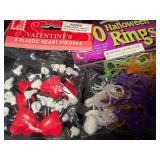 Misc Holiday Wrap, Garland, Bags, Boxes AND MORE!! PLEASE SEE PICTURES!!!!