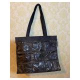 Tote w/ Plastic Storage on the Outside