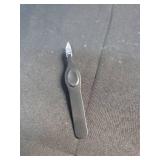 Amazon Basics Slant Tweezers, Deluxe Soft Cushion Touch, Black