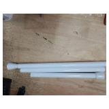 AIZESI Tension Curtain Rod Adjustable Spring Tension Rods for Windows 28 to 48 Inch, No Drilling, 7/8\ Diameter, White Curtain Rod, Small Shower Curtain Rod for Bathroom, Doorway, Closet, Kitchenin