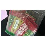 Lanpn Christmas Tree Skirt 24 inch, Velvet Xmas Tree Skirt Winter Christmas Tree Mat for Small Mini Pencil Slim Artificial Trees Winter Home Party Holiday Indoor Xmas Decor (Red, 60cm)