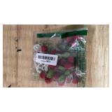 LUJIYY Soft and Realistic Handmade Cherry Felt String Garlands for Party Accessory Vibrant and Cute Birthdays Decoration, 5cmx4.5cm, Red