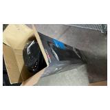 Vornado 37\ OSCR37 Oscillating Tower Fan Black *powers on but not blowing any air*in