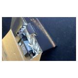 Led Christmas Lights Outdoor Christmas Decorations Hanging Light 400LED 8 Modes 75 Drops, Waterproof Outdoor Indoor Fairy Xmas Lights for Party, Holiday, Wedding, Home Decorations (Red and Green)