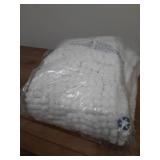 SUBRTEX Bathroom Rugs Chenille Bath Rug Soft Short Plush Bath Mat Soft Shower Mat Water Absorbent Shower Mat Quick Dry Machine Washable (White, 20\" x 32\") - Retail: $17