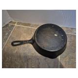 Cast Iron Skillet with Long Handle