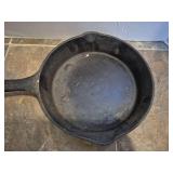 Cast Iron Skillet with Side Handle
