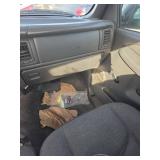 2006 Chevrolet Silverado 1500 - WHITE & BLACK