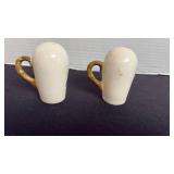 Vintage 1940 California Ivy salt and pepper set