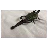 Chinese scorpion lock