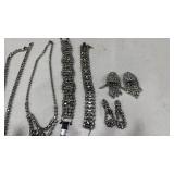 Womens jewelry