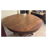 Round dining room table 30 x 45