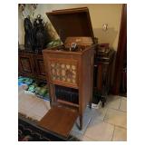 Antique Edison Disc Phonograph 45 x 19 x 20 in