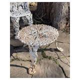 Antique cast iron patio table 14 x 21 x 21 in with 2 chairs