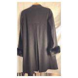 Antonio Melani coat size 8, new with tags still attached
