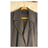 Neiman Marcus Regency pure cashmere coat size 8