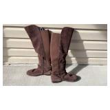 Antonio Melani brown leather boots womens size 9 never worn with boot shapers