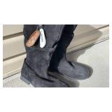 Birkenstock black leather boots womens size 40L never worn