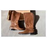 Fossil brown leather boots womens size 10 never worn with original box