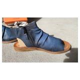 Miz Mooz blue leather sandals womens size 49 never worn brand new with box