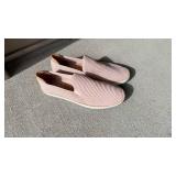 UGG pink shoes womens size 9.5 never worn