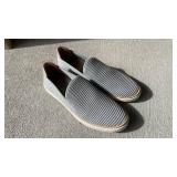 UGG gray shoes womens size 9.5