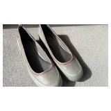 Life Stride shoes womens size 9 never worn