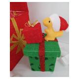 Snoopy Christmas Present Light Display