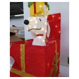 Snoopy Christmas Present Light Display