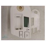 First Alert Plug-in Electrochemical Explosive Gas and Carbon Monoxide Detector