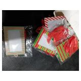 Marsui 12 Pcs Christmas Acrylic Photo Ornaments Hanging Picture Frame Ornaments for Christmas Tree 2 x 3 Inch Small Hanging Picture Frame for Xmas Tree Decoration Winter Holiday Gifts (Striped)